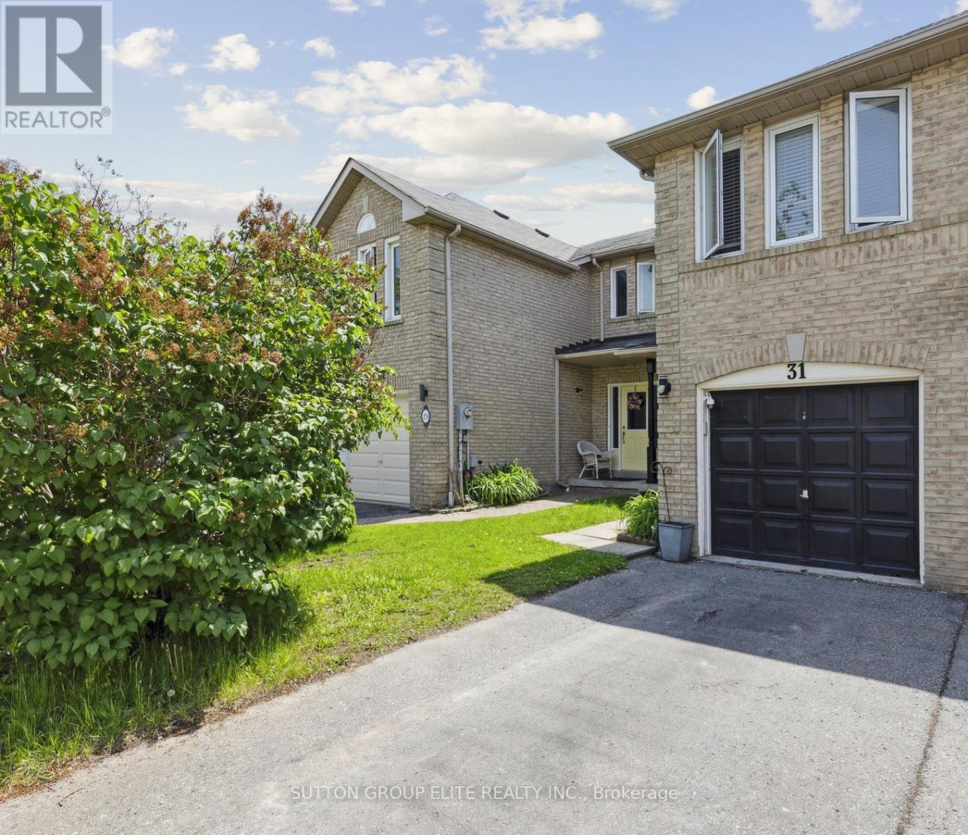 31 Pine Gate Pl, Whitby, ON L1R 2M6