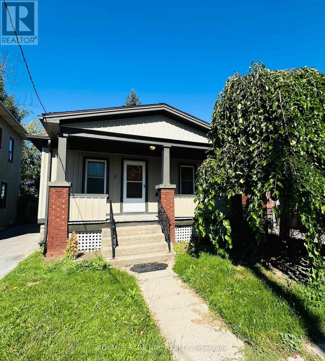 11 Beech St, St. Catharines Downtown, ON L2R 2B6
