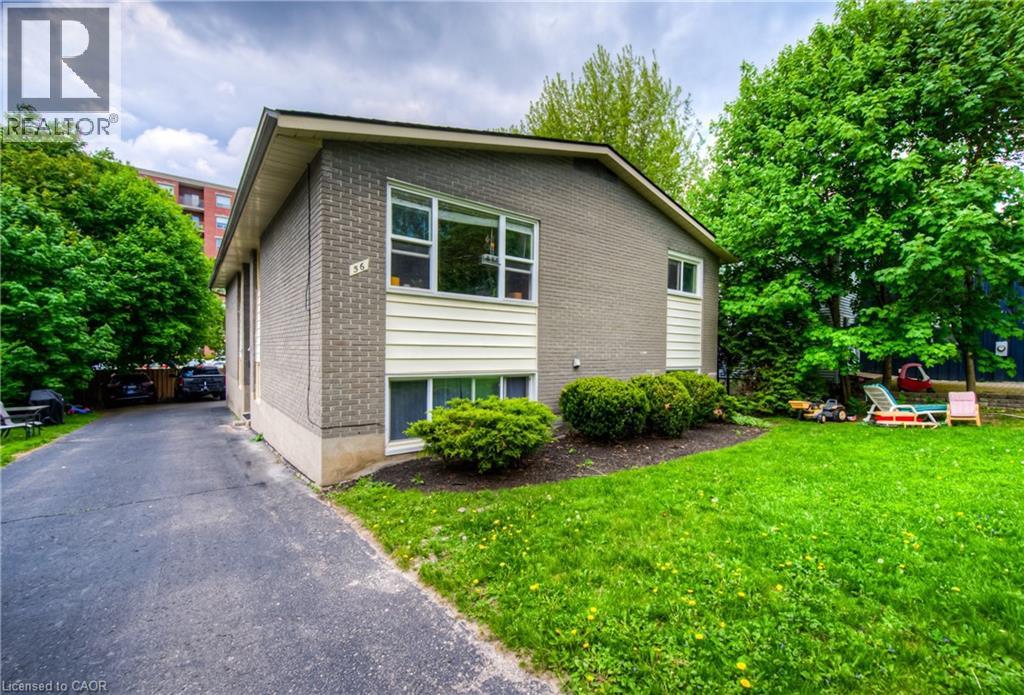 56 George St, Waterloo, ON N2J 1K7
