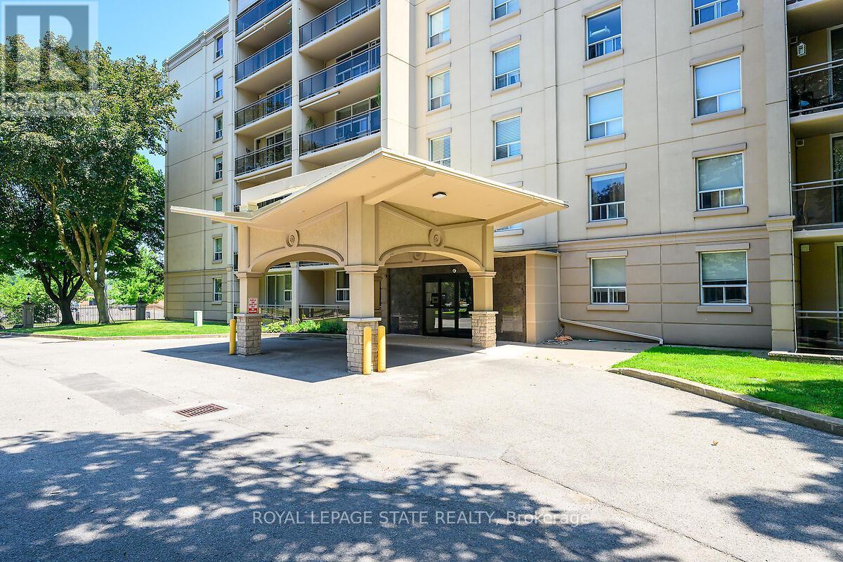 708 6390 Huggins St, Niagara Falls, ON L2J 1H1