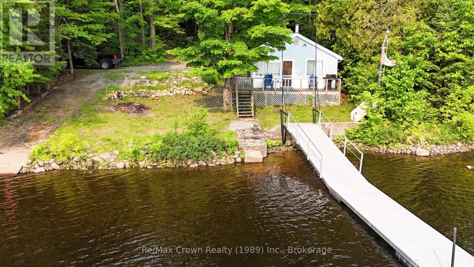 17 Riverview Ln, Parry Sound Remote Area Restoule, ON P0H 2R0