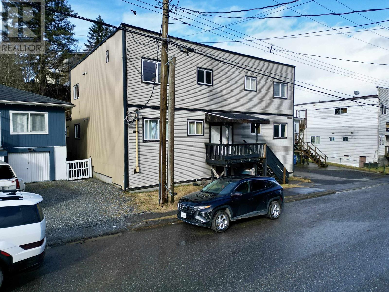 616 W 7th Ave, Prince Rupert, BC V8J 2M1