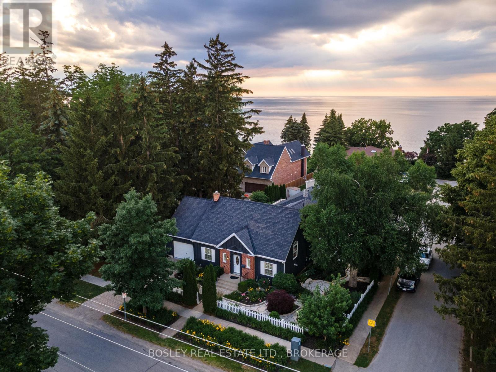 62 Dalhousie Ave, St. Catharines Port Dalhousie, ON L2N 4W9