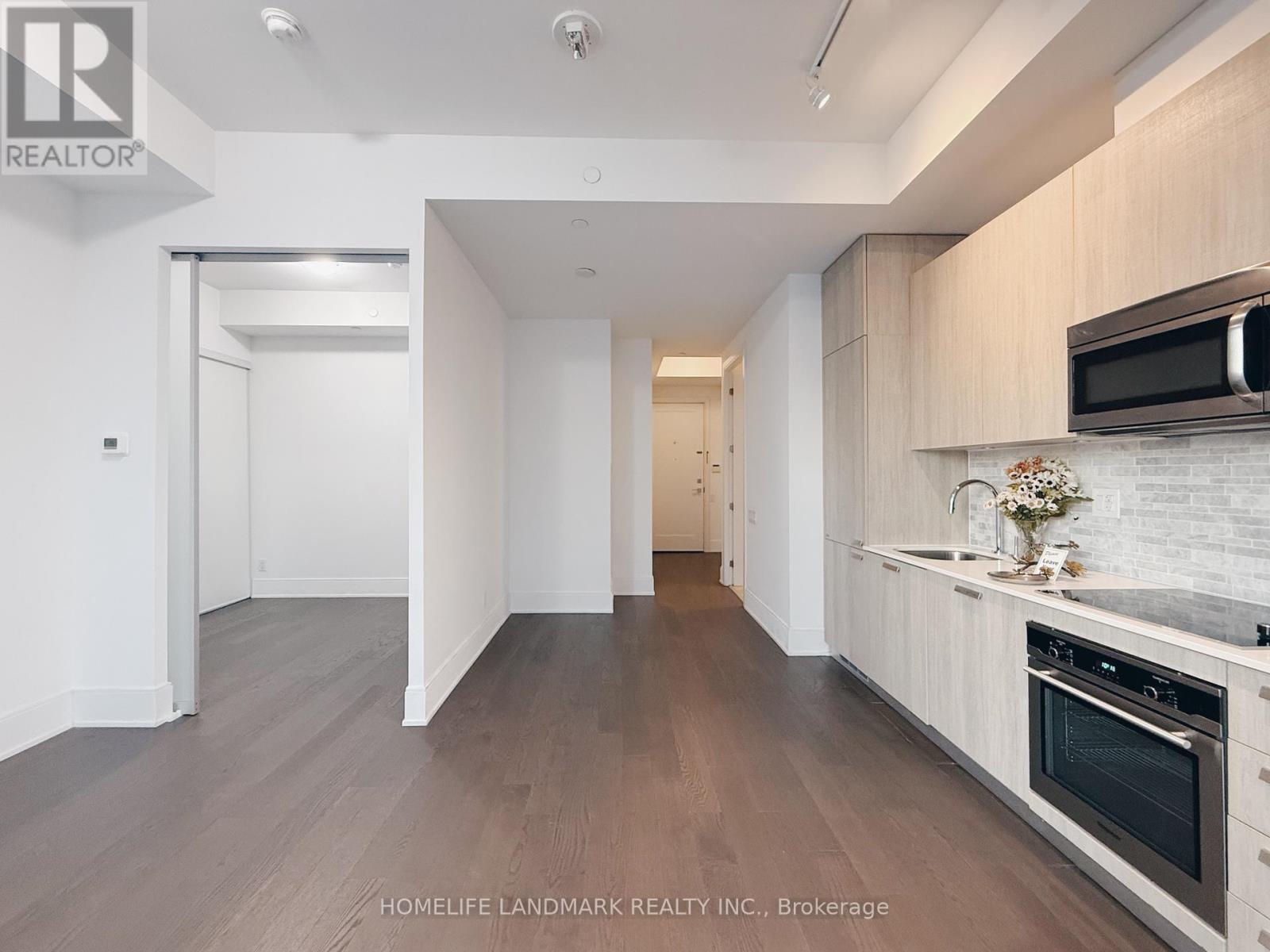 50 Charles St E #a, Toronto, ON M4Y 0C3