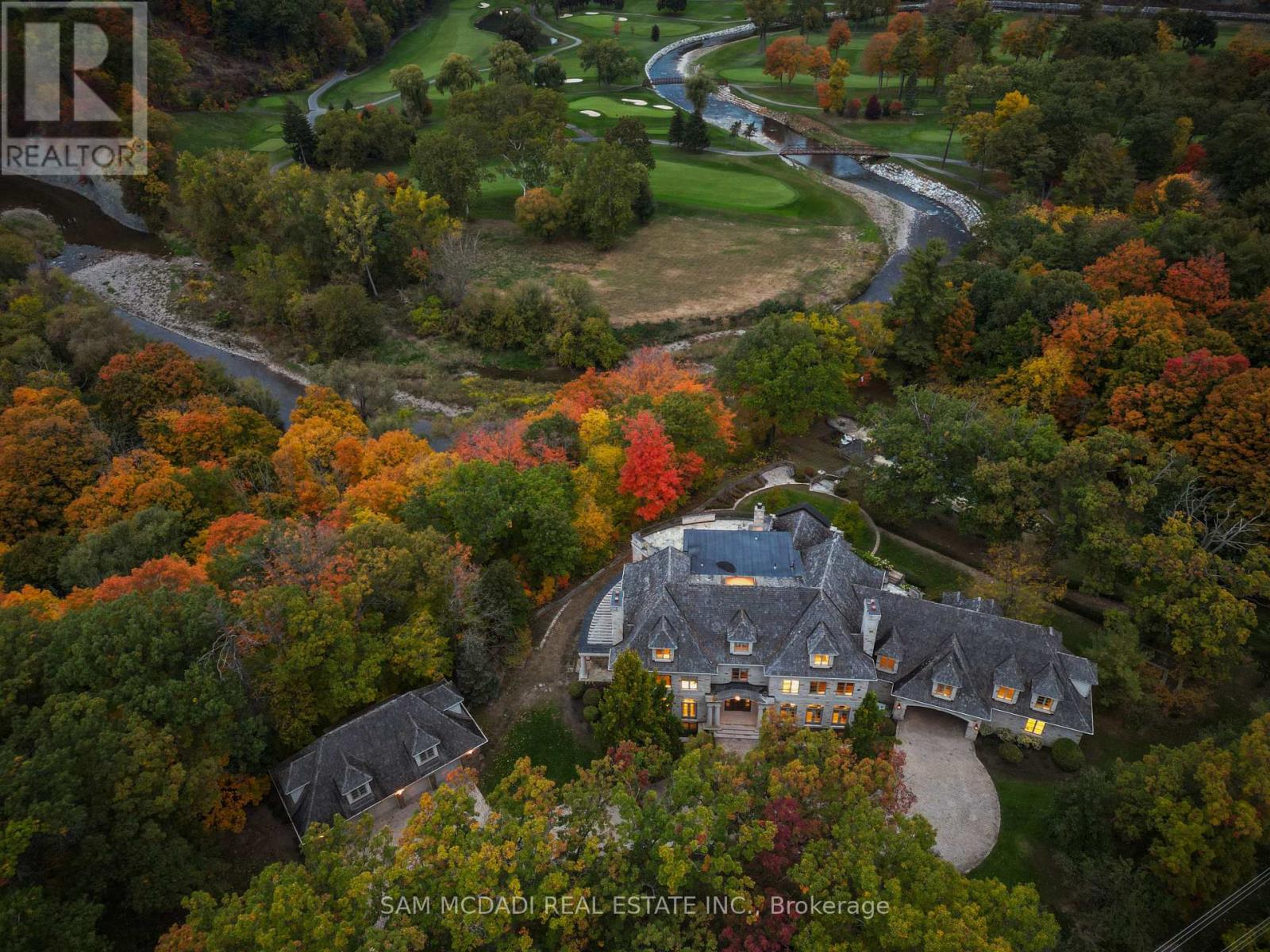 1343 Blythe Rd, Mississauga, ON L5H 2C2