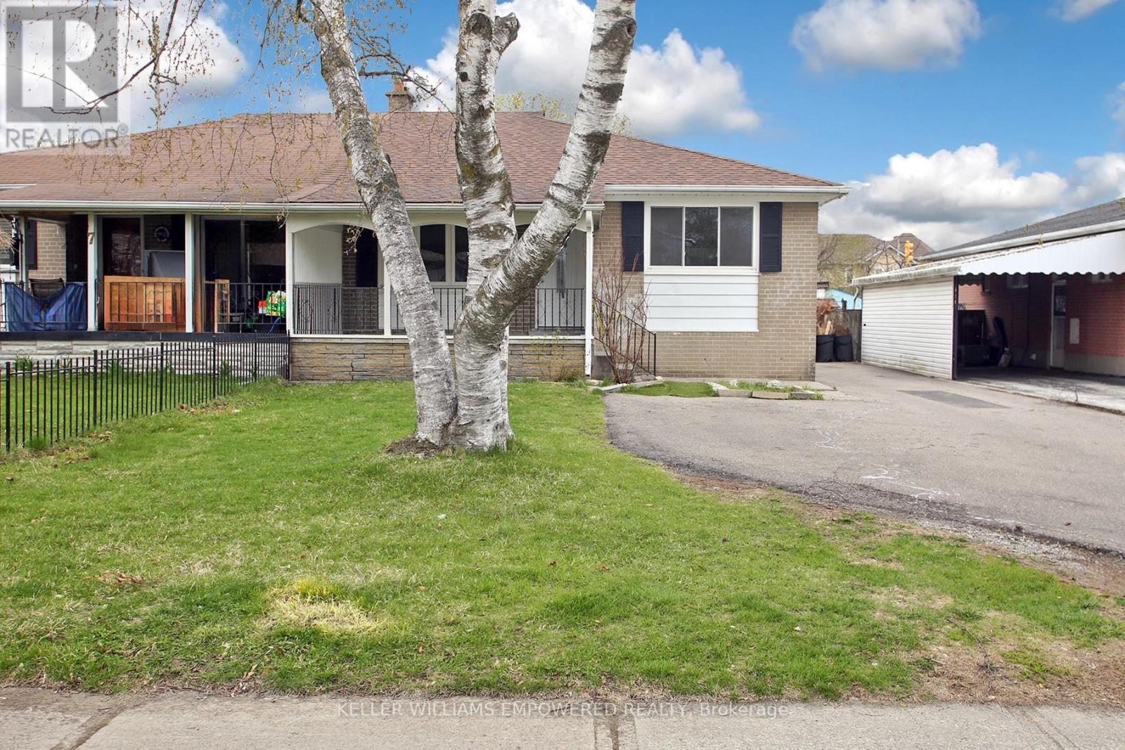 5 Tulloch Dr, Ajax, ON L1S 2S3