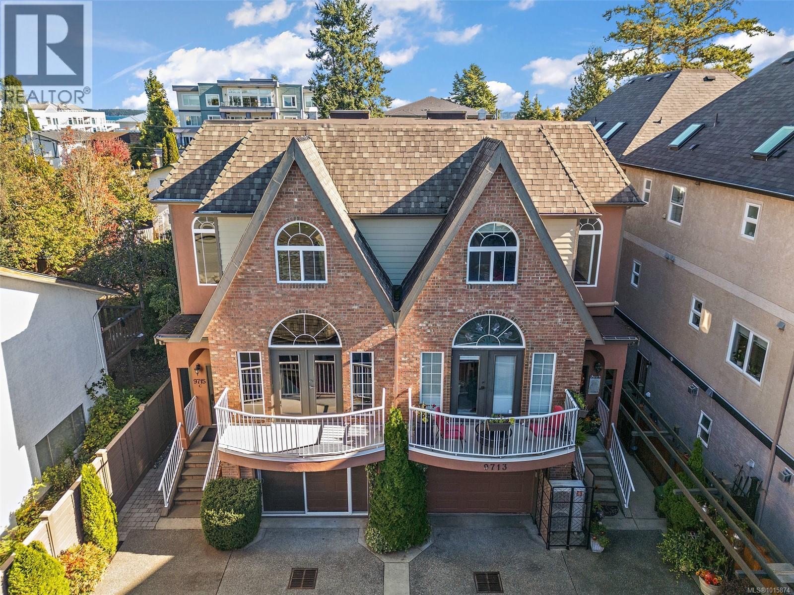 9715 Second St, Sidney, BC V8L 3C3