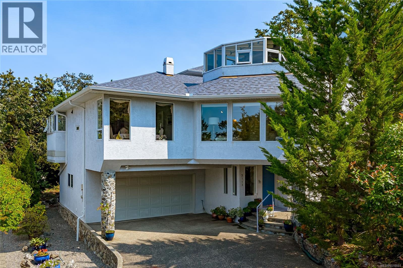 3713 Pointer Pl, Saanich, BC V8P 5S3