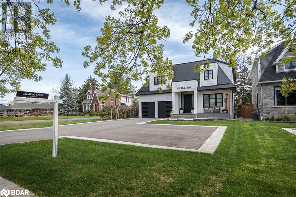 307 Martin St, Milton, ON L9T 2R7