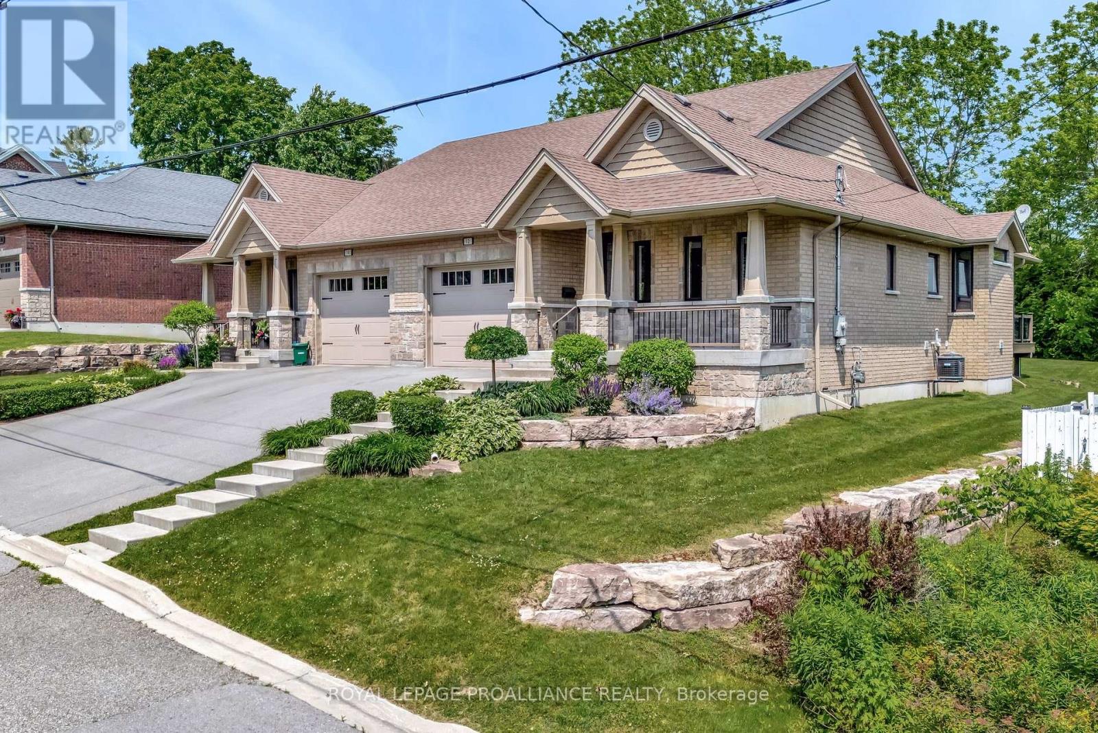 12 Dorman St, Brighton, ON K0K 1H0