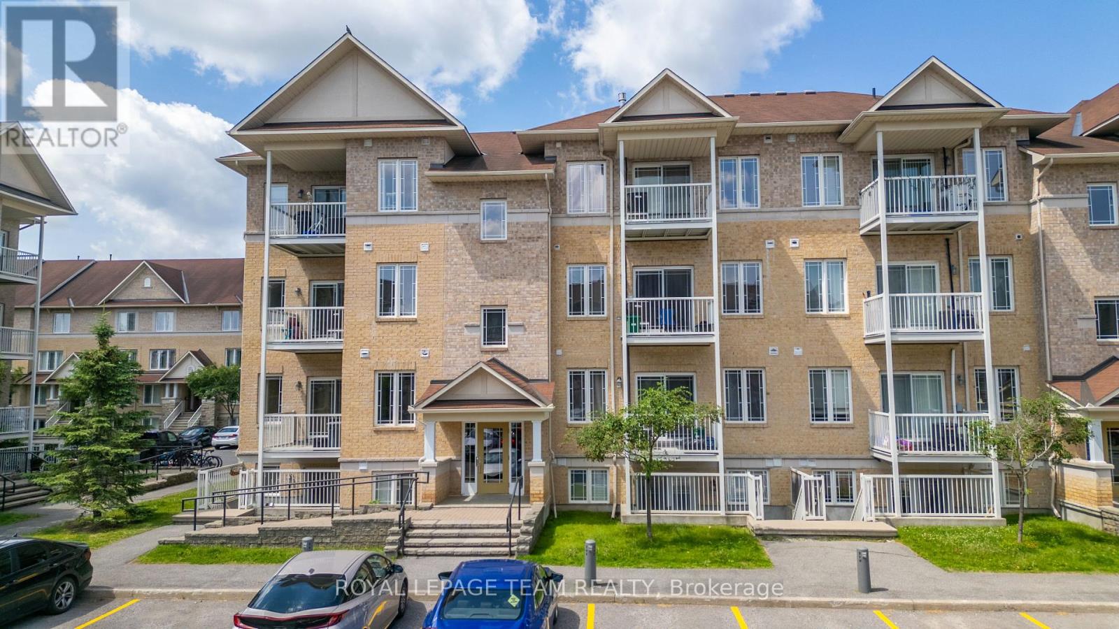4 236 Paseo Private, Ottawa, ON K2G 3J5