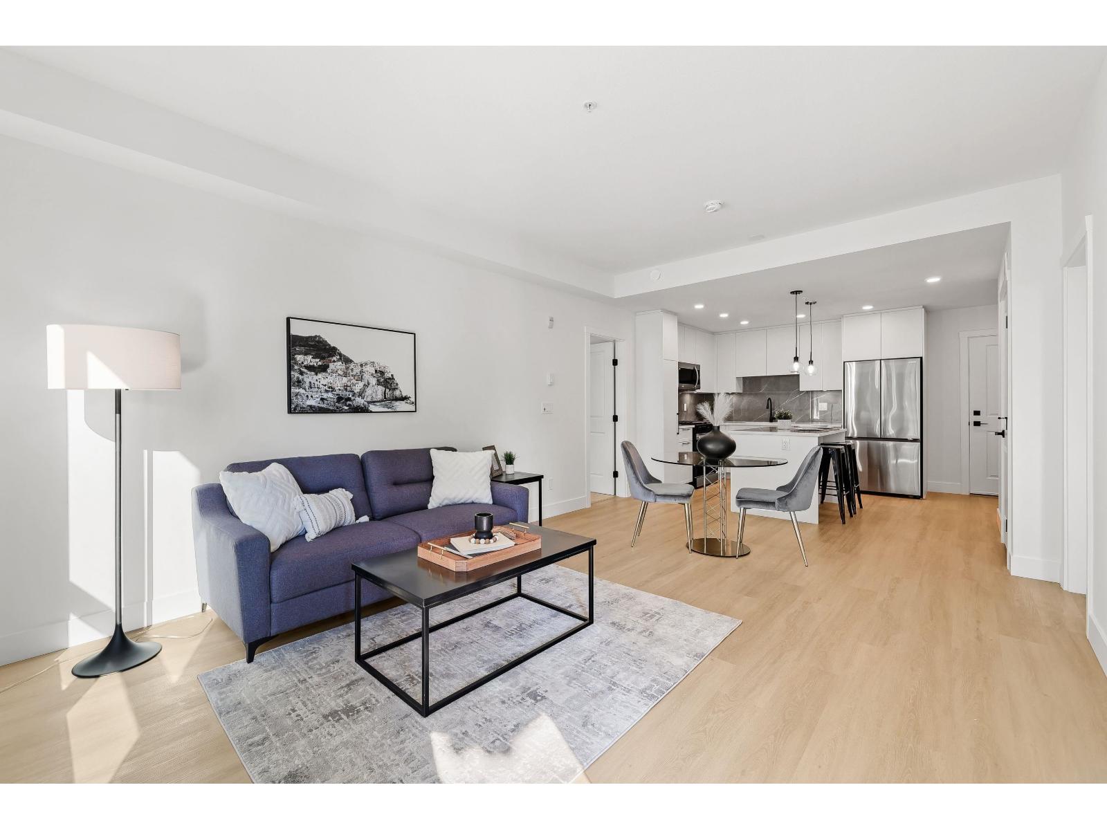 3438 146a Street Unit 309, Surrey, BC V4P 0J1