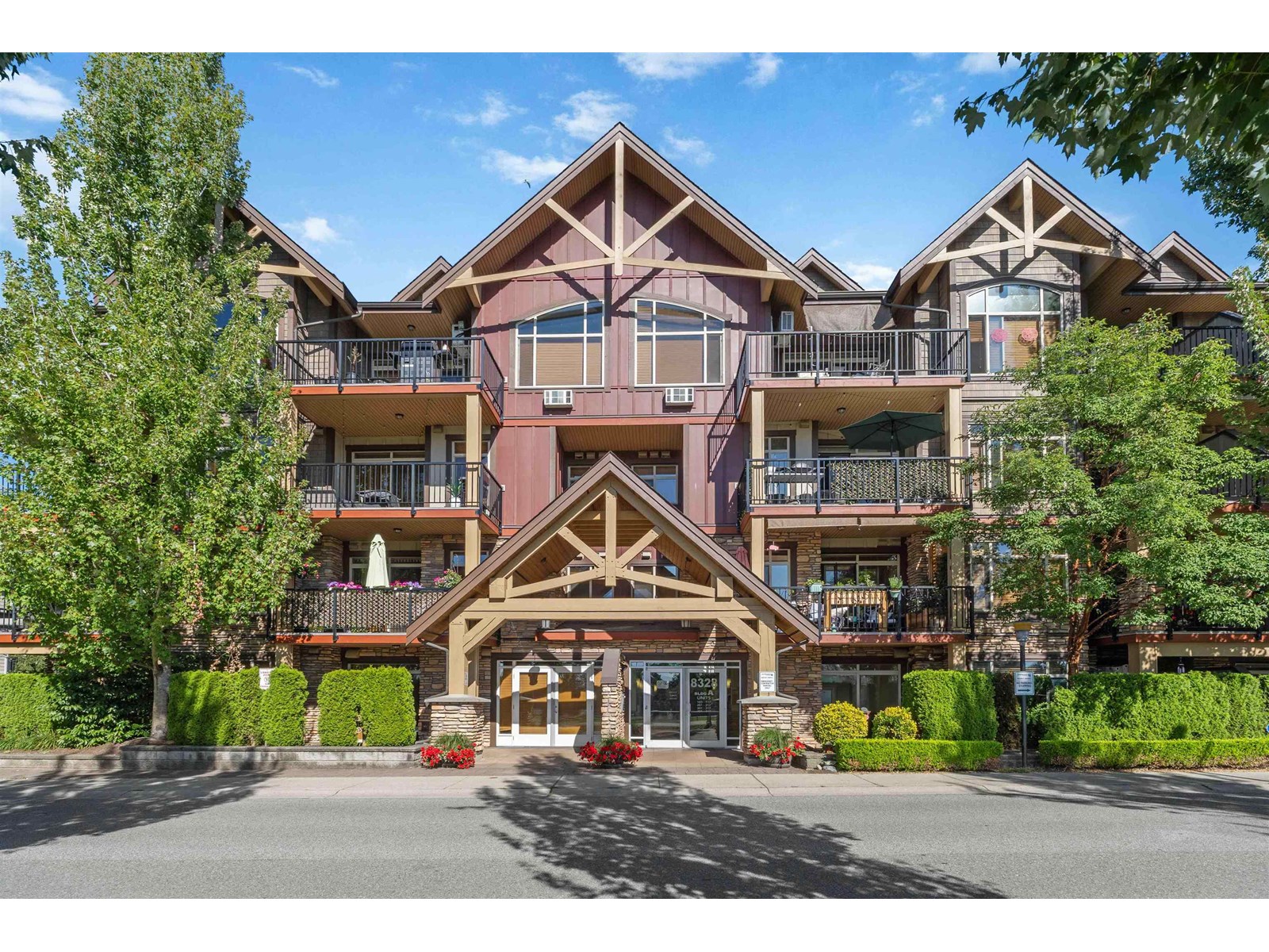8328 207a Street Unit 109, Langley, BC V2Y 0K5