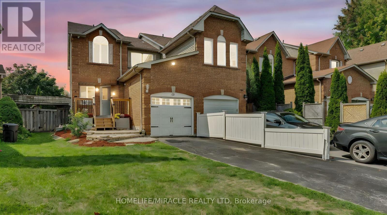 40 Landerville Ln, Clarington, ON L1C 4W8