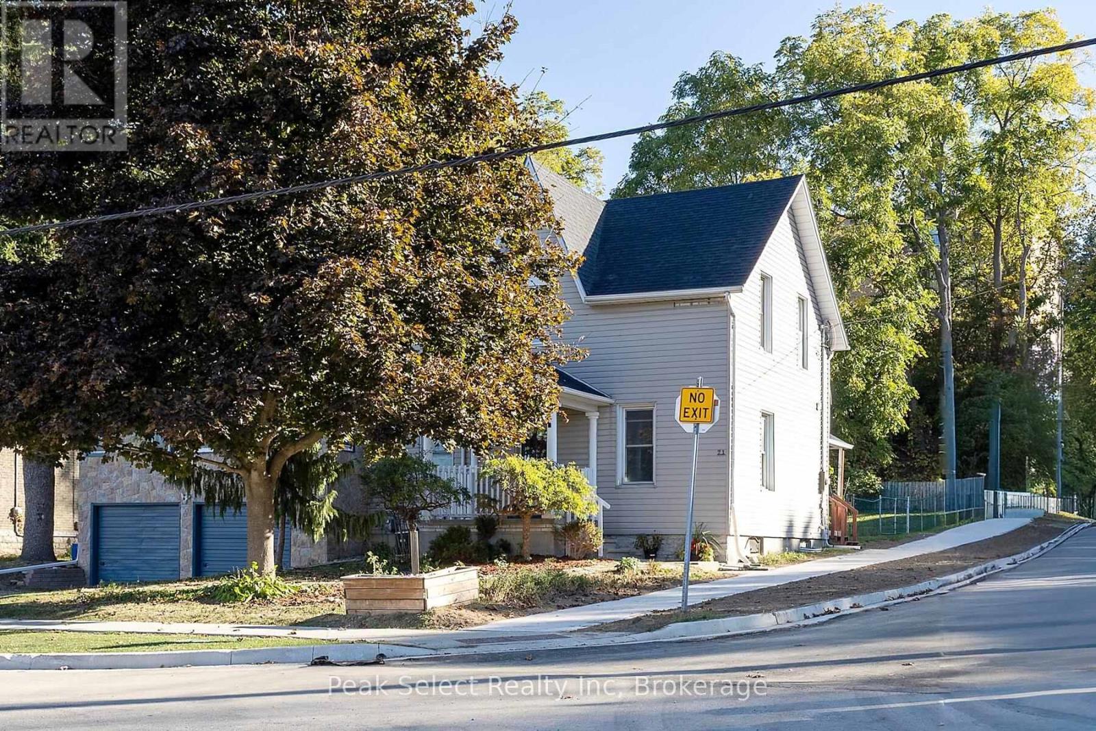 71 Wellington St S, St. Marys, ON N4X 1C1