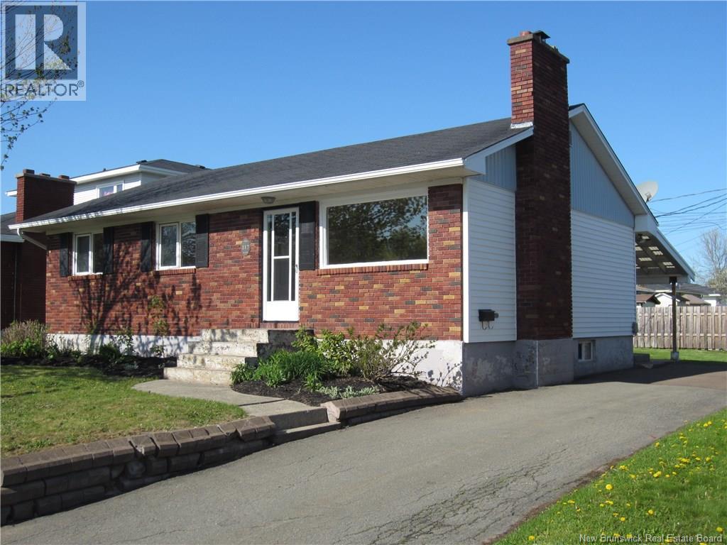 117 Ayer Ave, Moncton, NB E1C 8G9