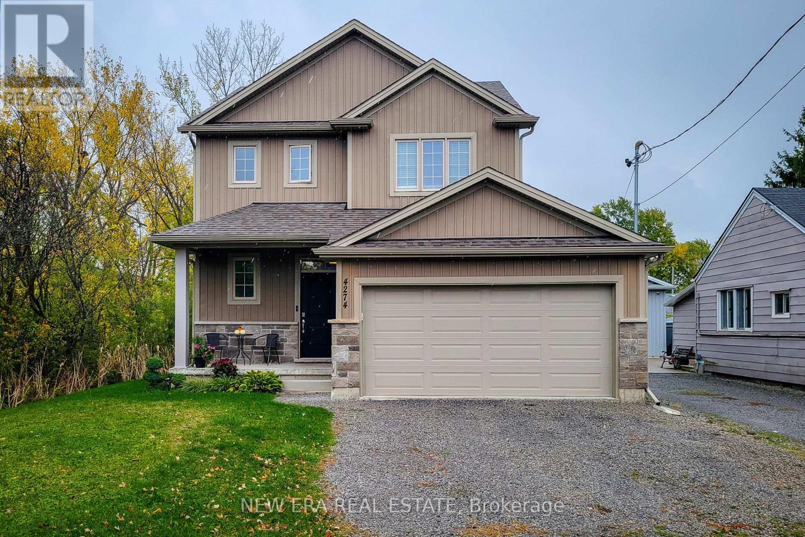 4274 Sixth Ave, Niagara Falls, ON L2E 4S8