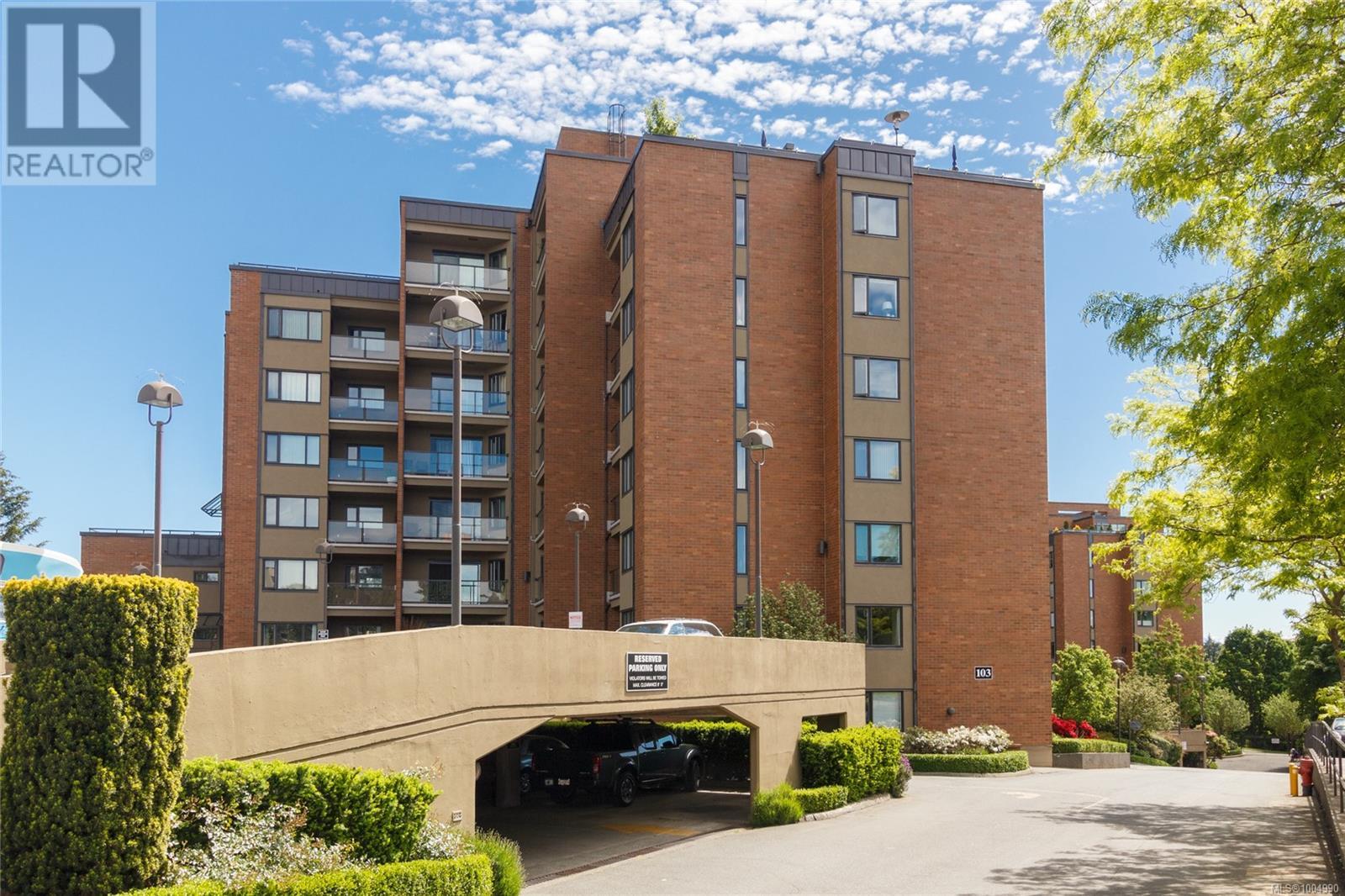103 Gorge Rd E Unit 301 Rd, Victoria, BC V9A 6Z2