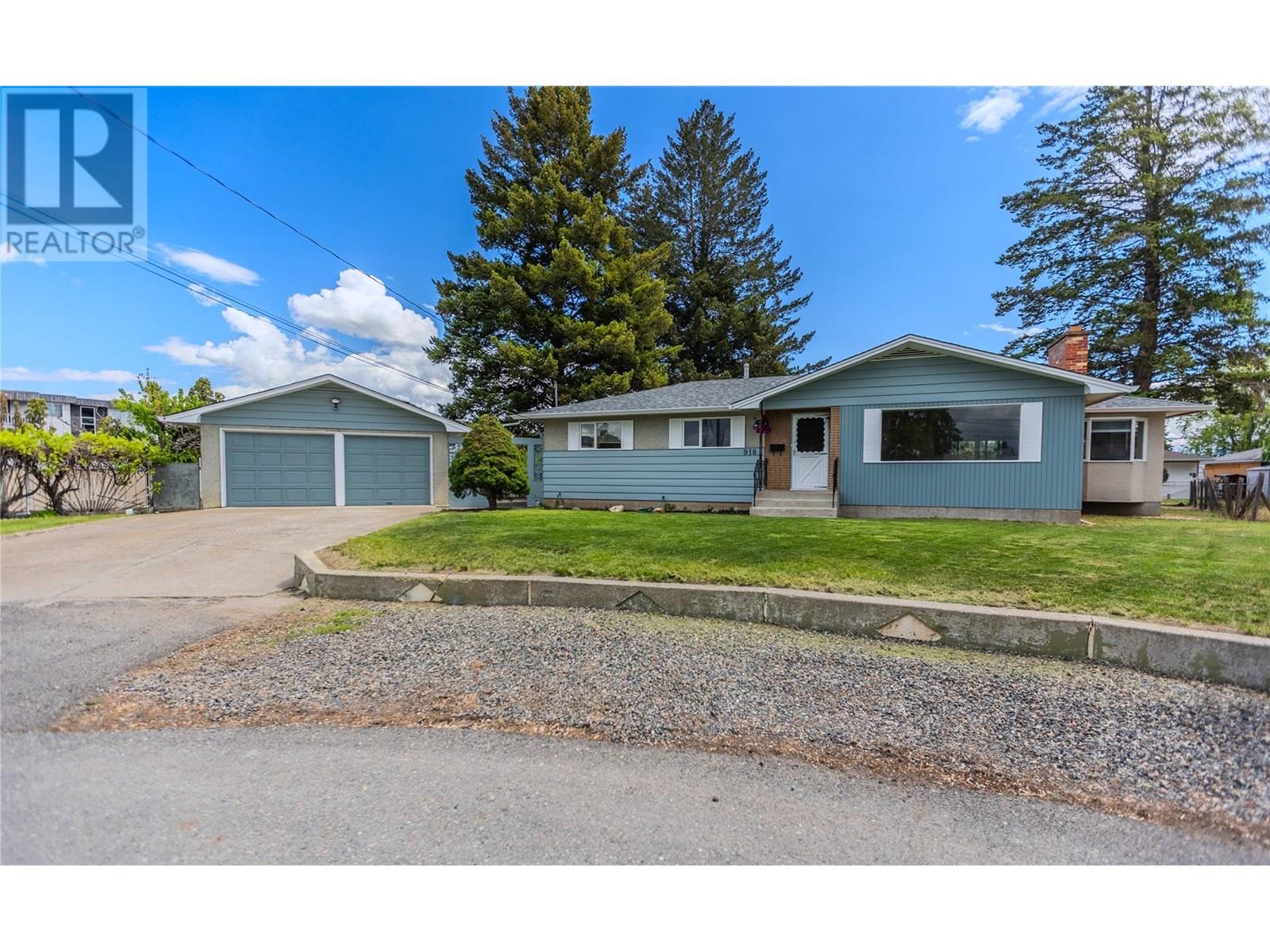 918 Kirkland Pl, Kamloops, BC V2B 3Y6
