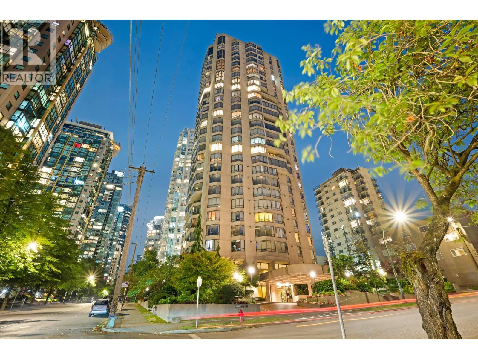 738 Broughton Street Unit 601, Vancouver, BC V6G 3A7