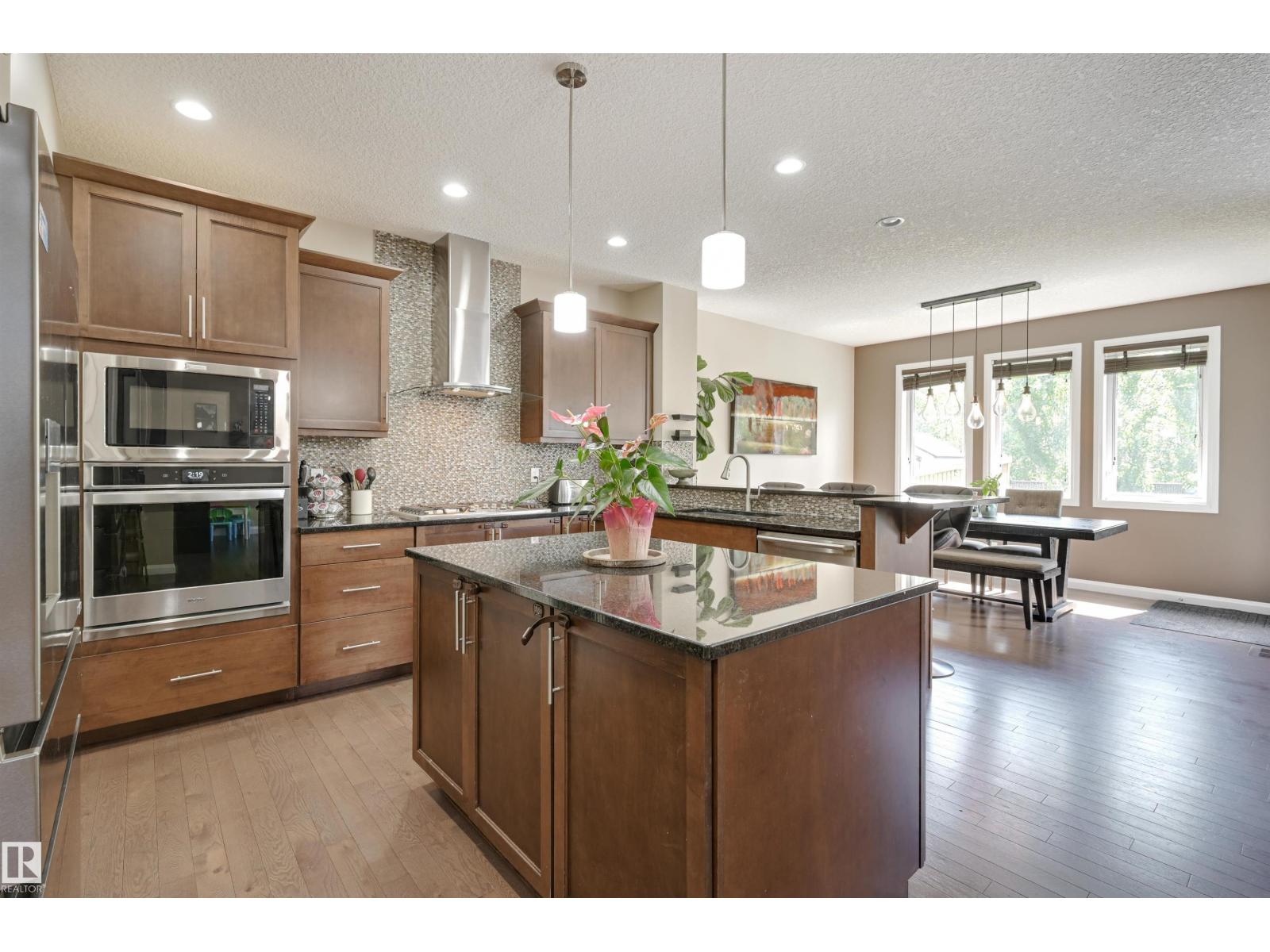 175 Av Nw Unit 6127, Edmonton, AB T5Y 3N7