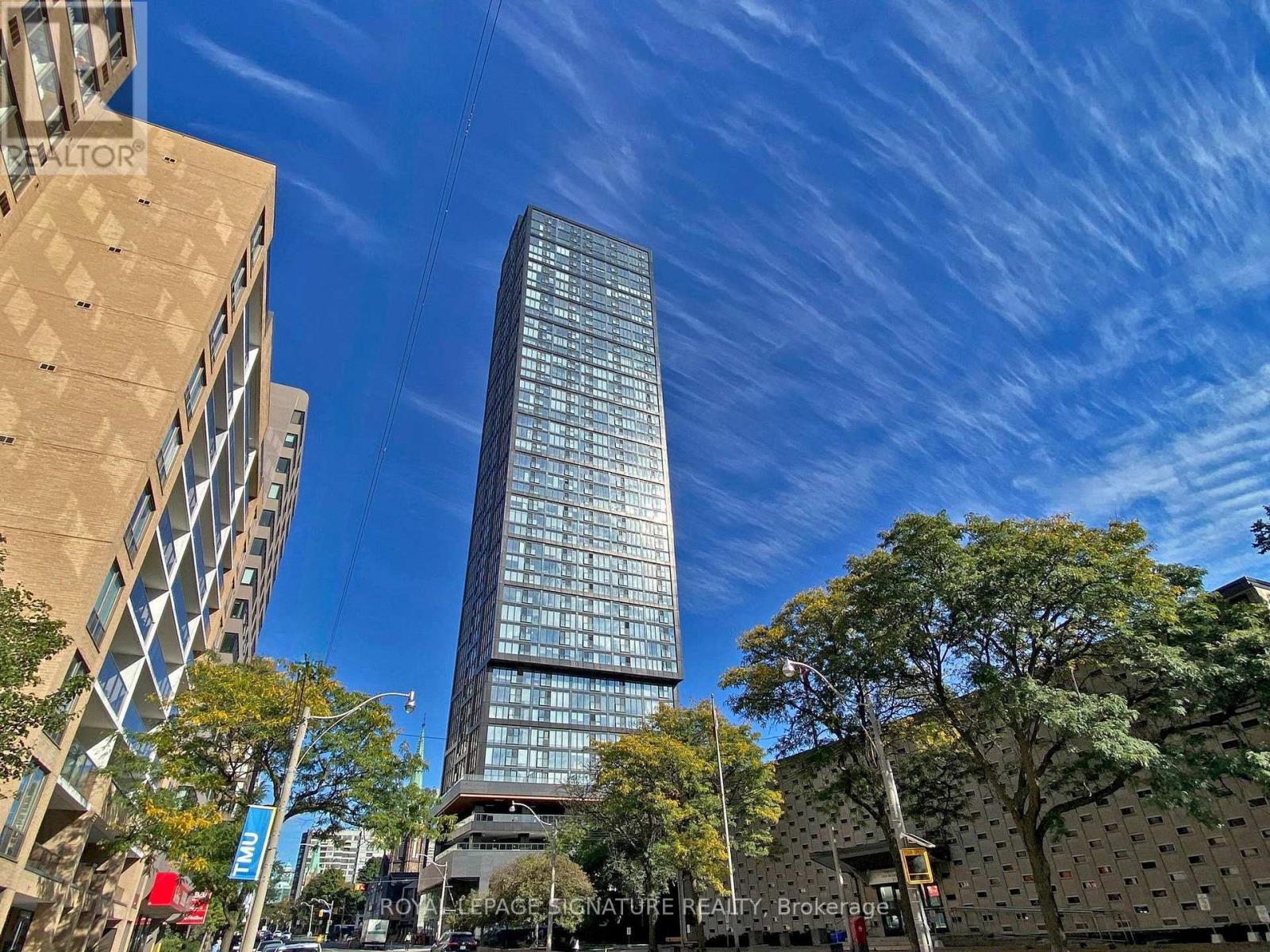 1006 319 Jarvis St, Toronto, ON M5B 0C8