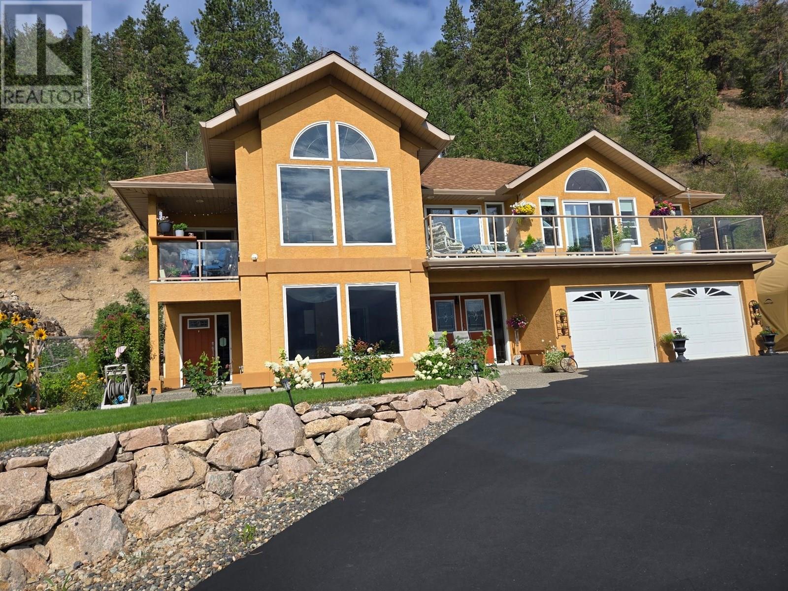 16864 Gatzke Rd, Lake Country, BC V4V 1B6