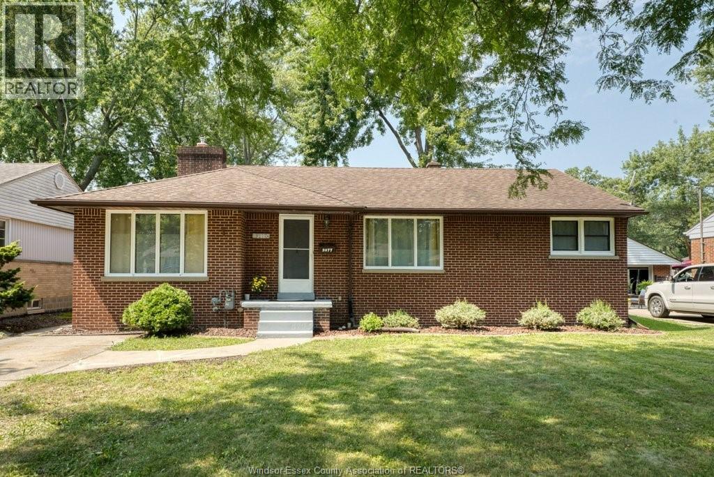 3277 Dominion, Windsor, ON N9E 2N6