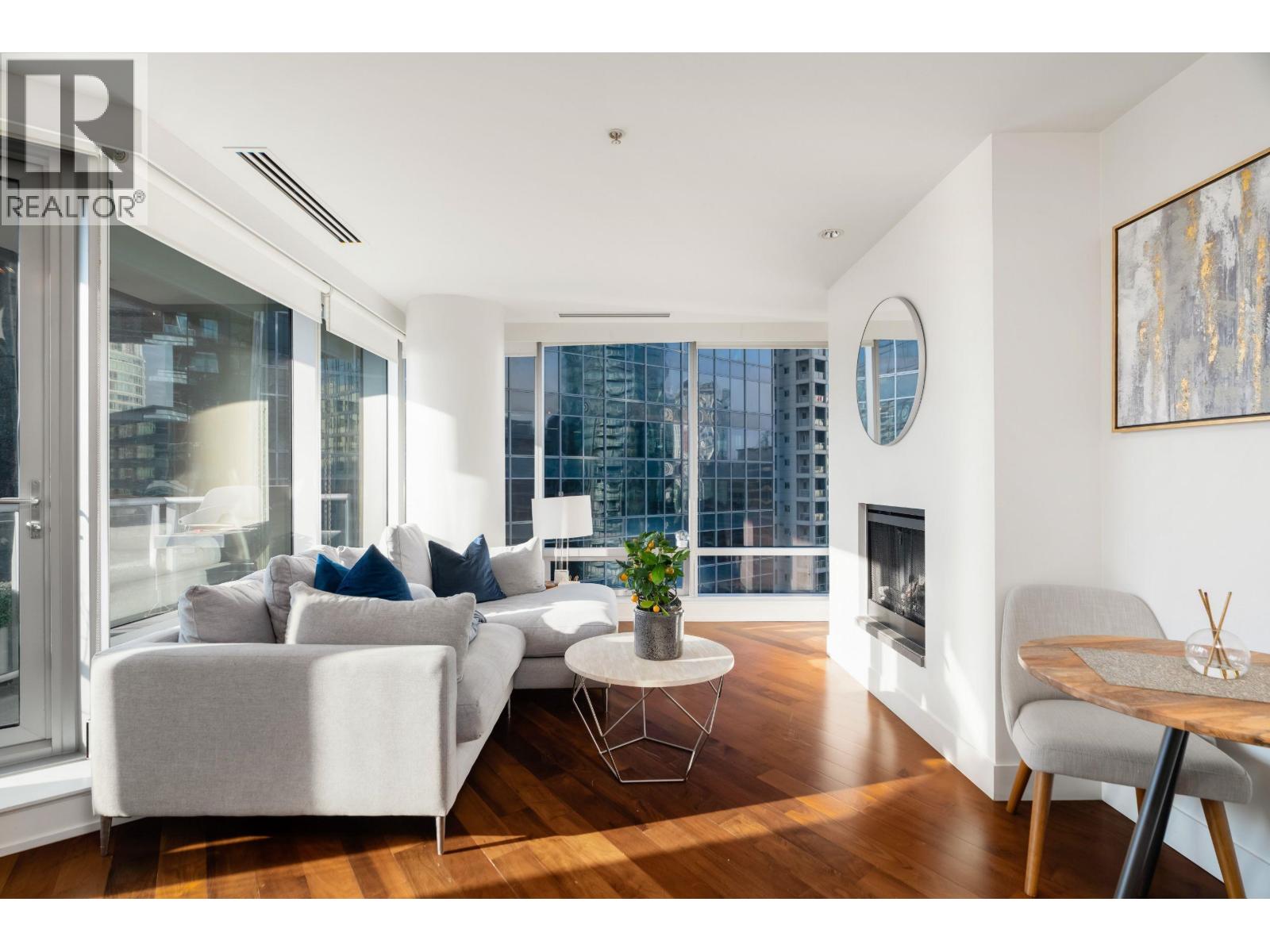 1111 Alberni Street Unit 1808, Vancouver, BC V6E 4V2