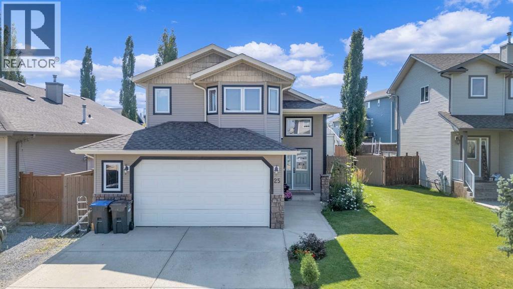 25 Lakeland Rd, Sylvan Lake, AB T4S 0A3