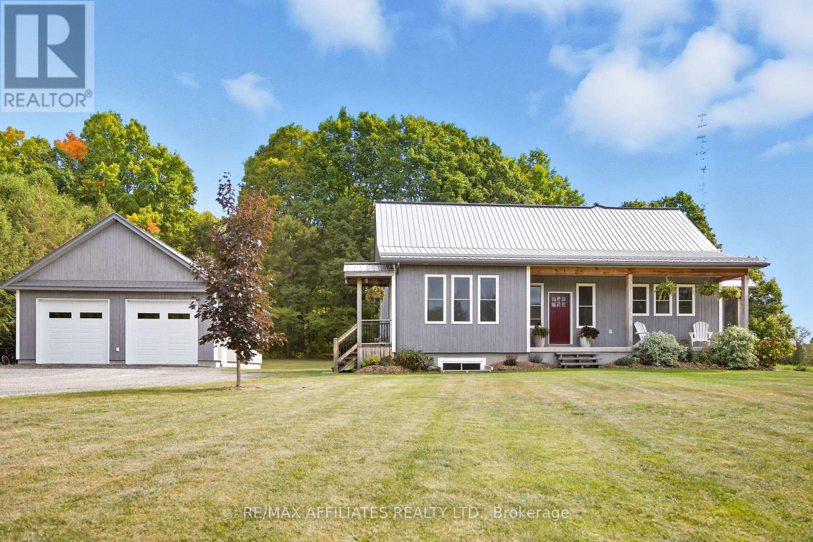 267 Roberts Rd, Lanark Highlands, ON K0G 1K0