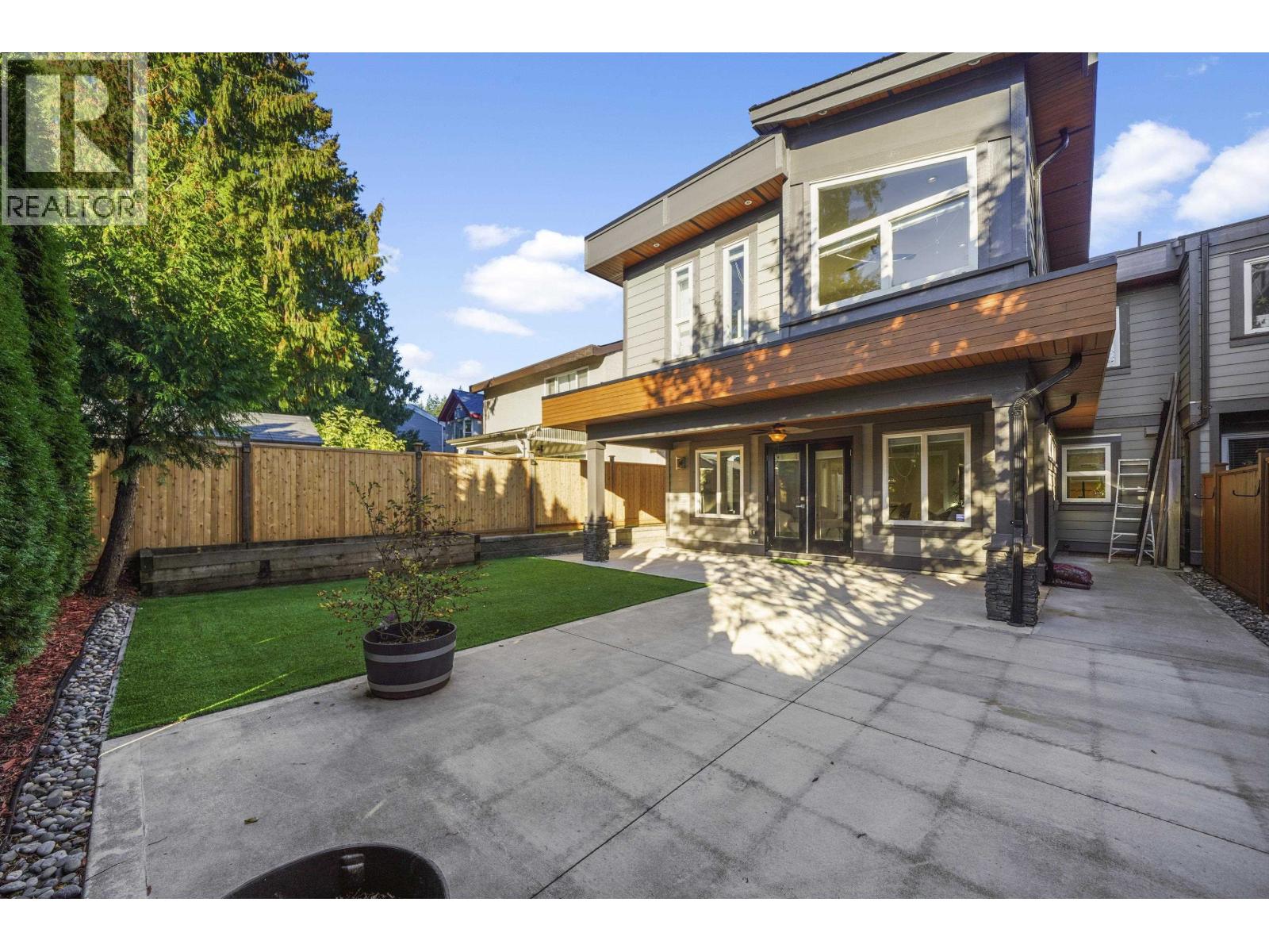 2503 Burian Dr, Coquitlam, BC V3K 5W8