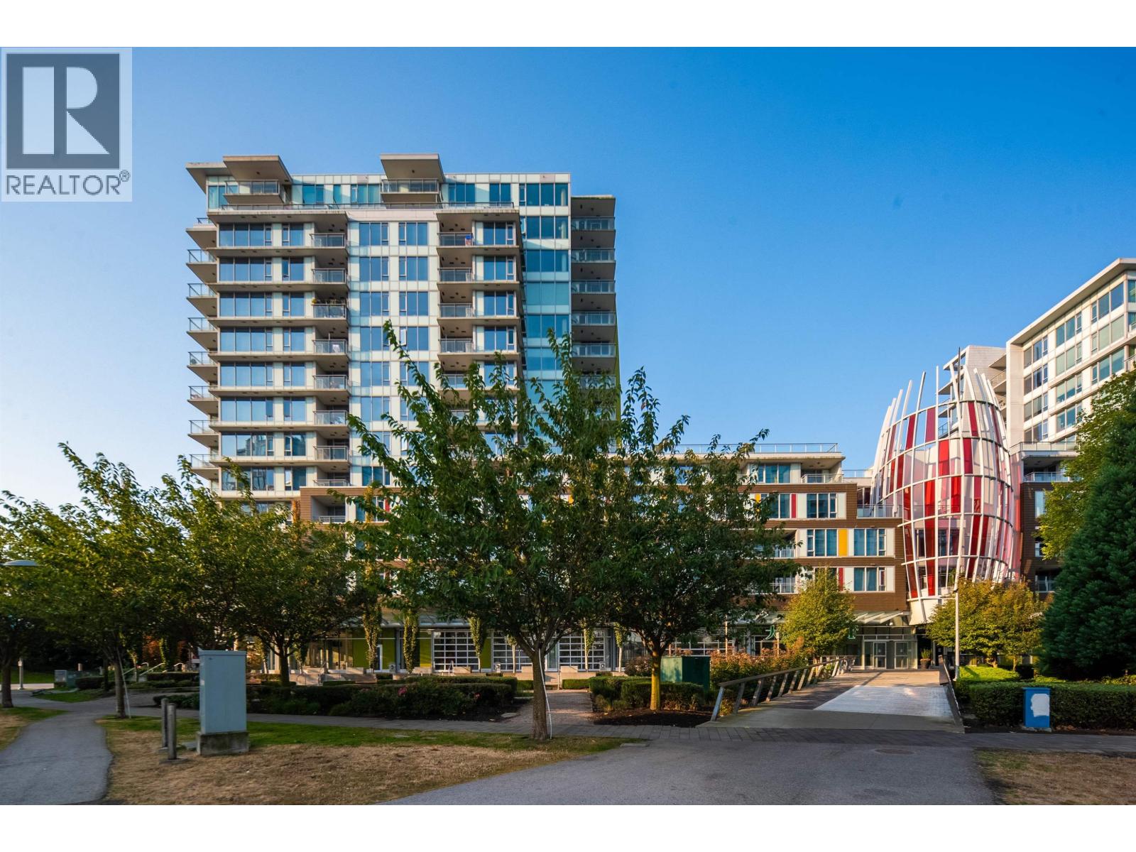 6971 Elmbridge Way Unit 902, Richmond, BC V7C 0A5