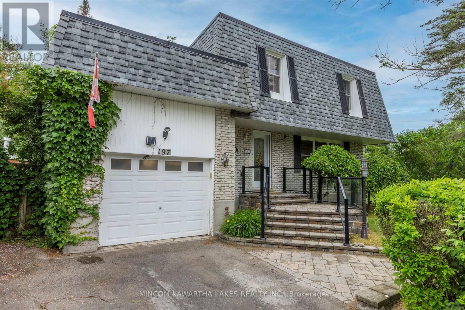 197 Patricia Cres, Selwyn, ON K9J 6X3