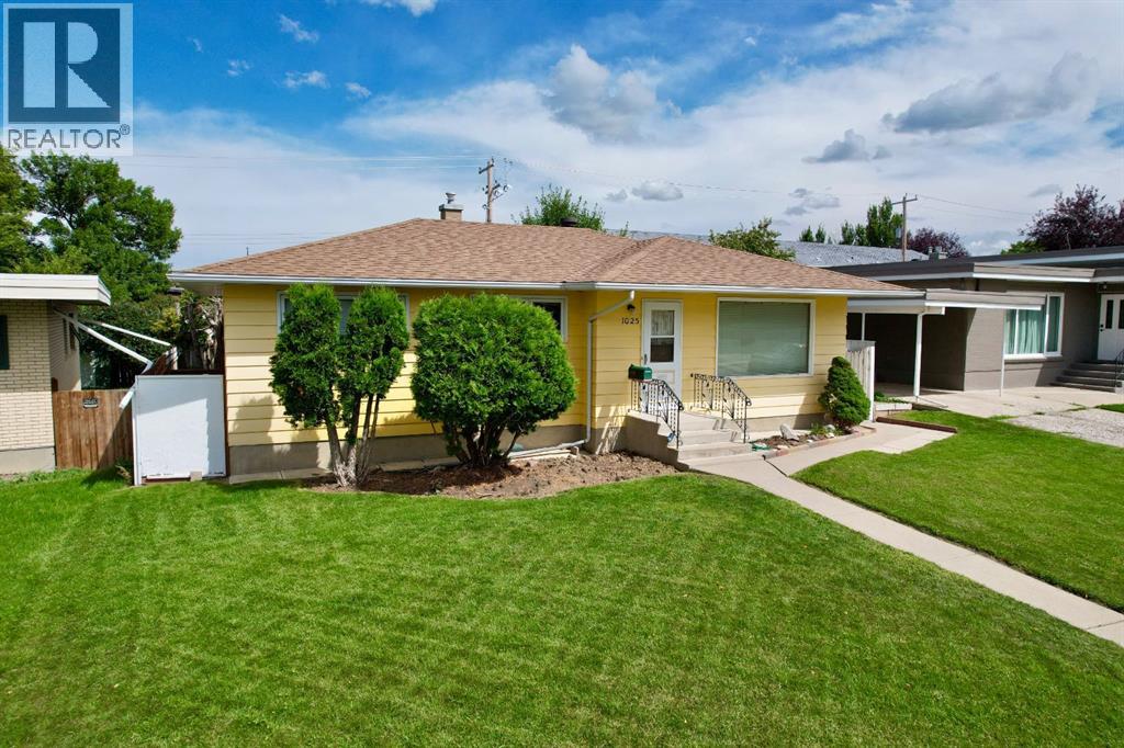 25 Street S Unit 1025, Lethbridge, AB T1K 2M8