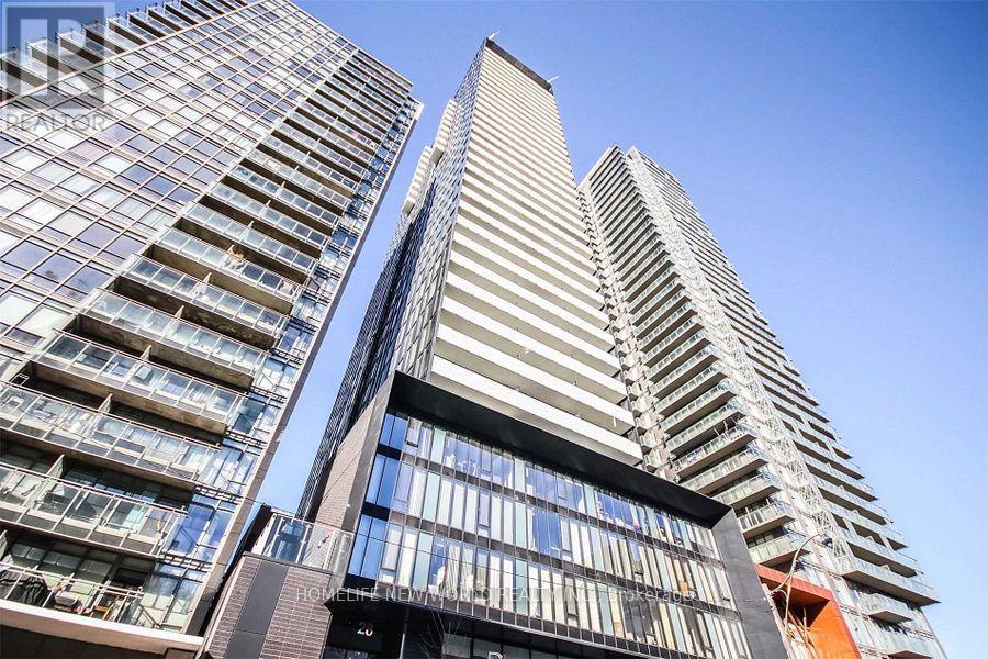 2605 28 Wellesley St E, Toronto, ON M4Y 0C4