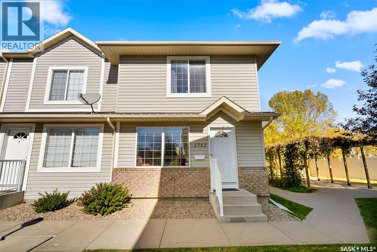 2752 Cranbourn Cres, Regina, SK S4V 3C1