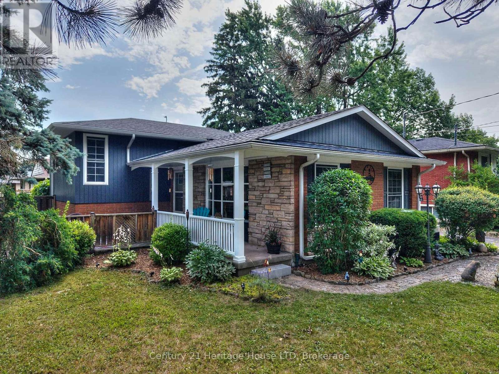30 Cartier Dr, St. Catharines Vinelinwell, ON L2M 2E7