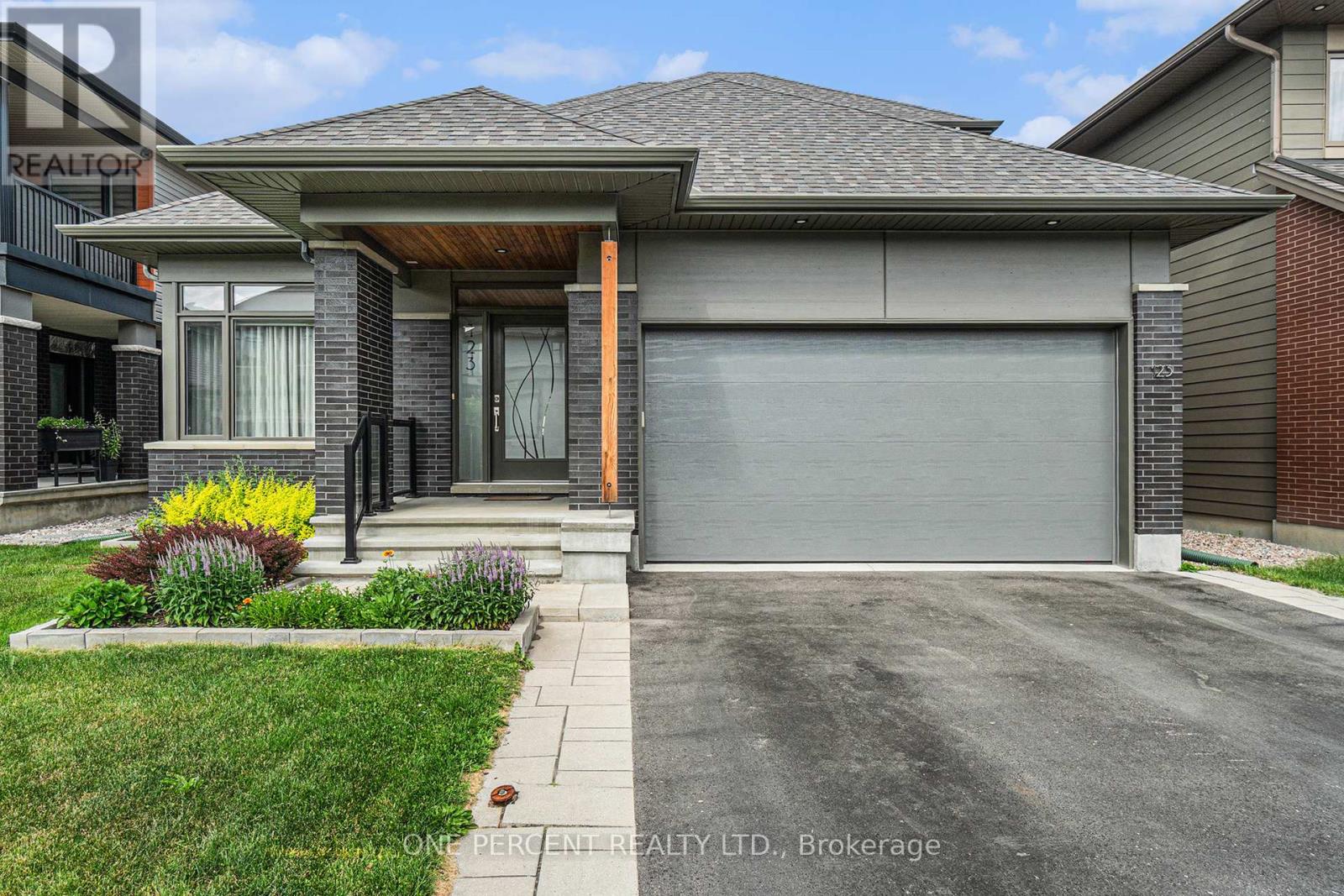 123 Pathfinder Way, Ottawa, ON K1X 0C9