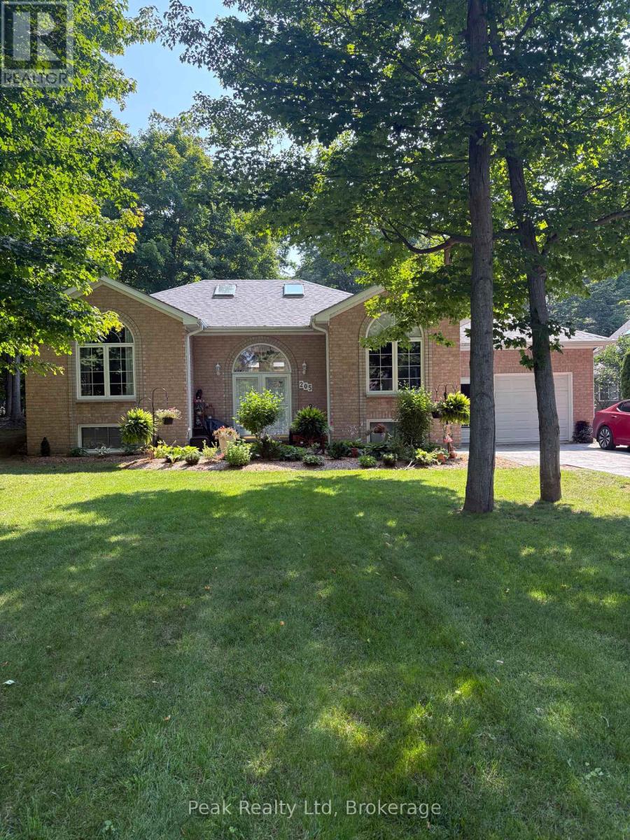 205 Birch Cres, Huron-Kinloss, ON N0G 2R0