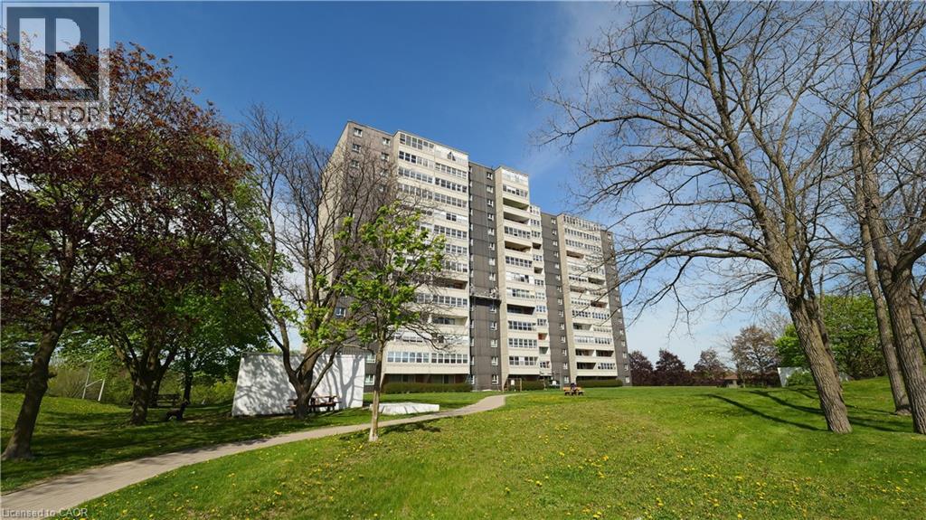 225 Harvard Place Unit 603, Waterloo, ON N2J 4H4