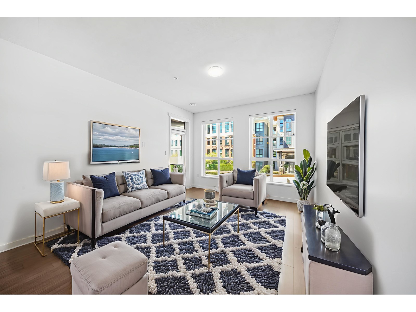 15168 33rd Avenue Unit 217, Surrey, BC V3Z 0N7