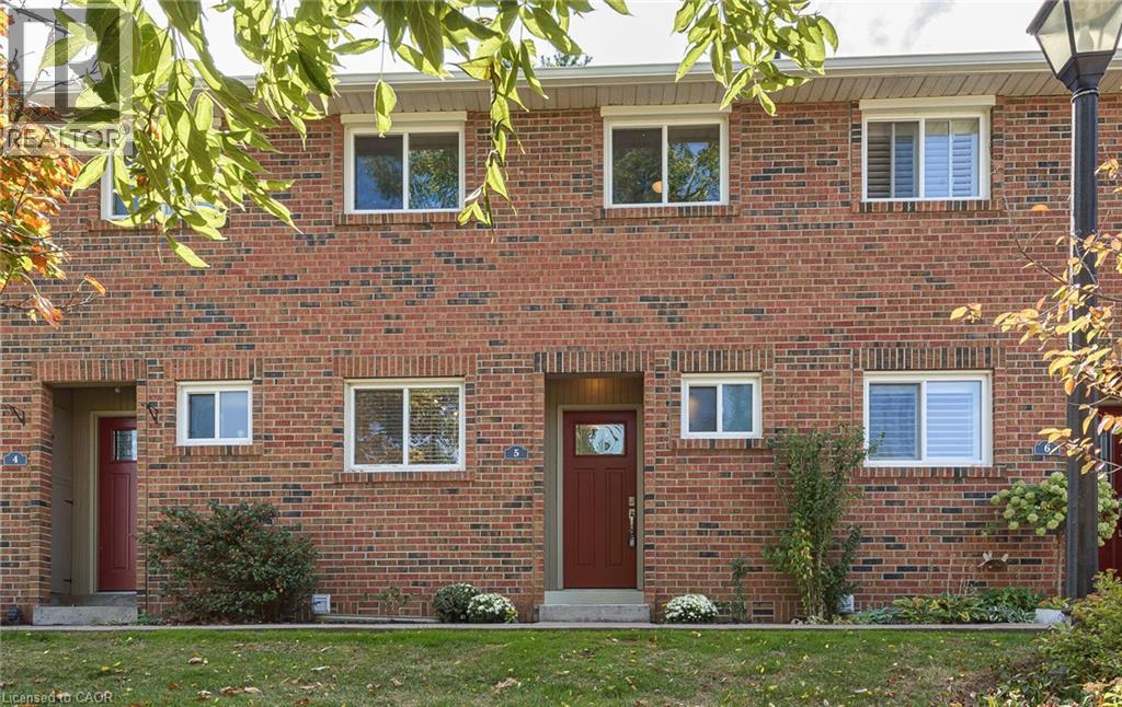 125 Livingston Avenue Unit 5, Grimsby, ON L3M 4S5