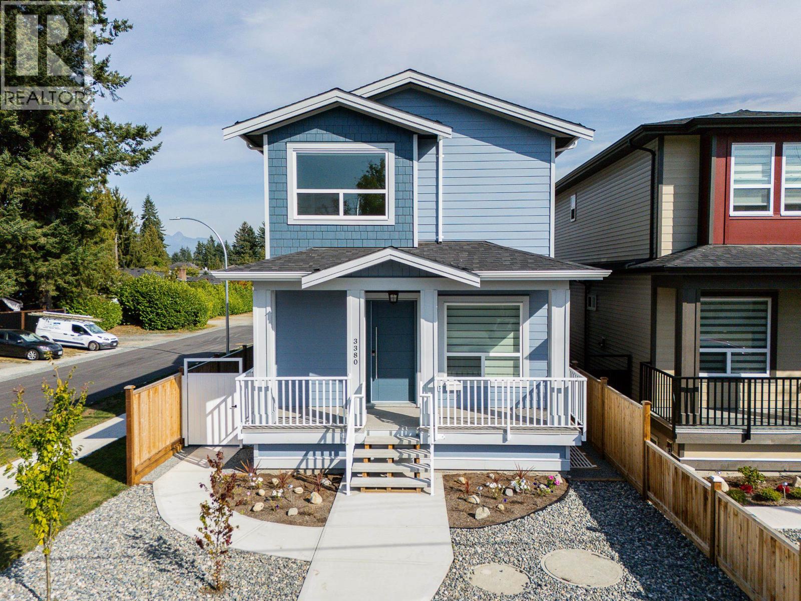 3380 Edinburgh St, Port Coquitlam, BC V3B 4K1