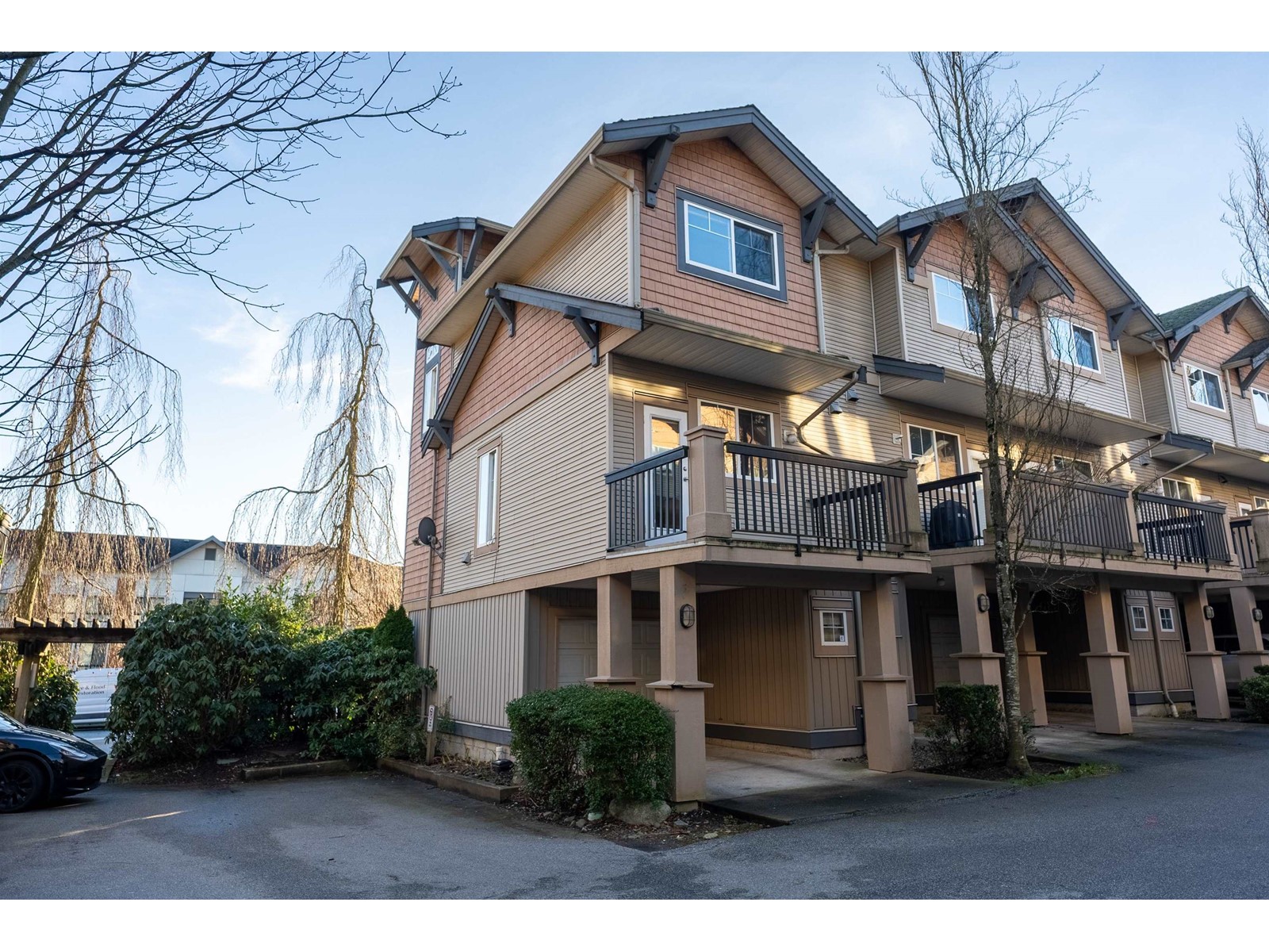 5839 Panorama Drive Unit 55 Dr, Surrey, BC V3S 0P4
