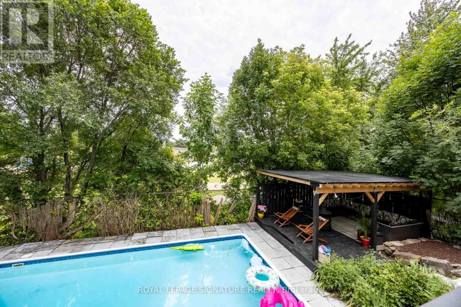 105 Catalina Dr, Toronto, ON M1M 1K7