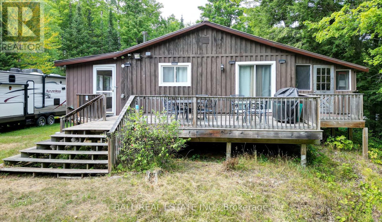 2884 Old Hastings Rd, Limerick, ON K0L 1P0