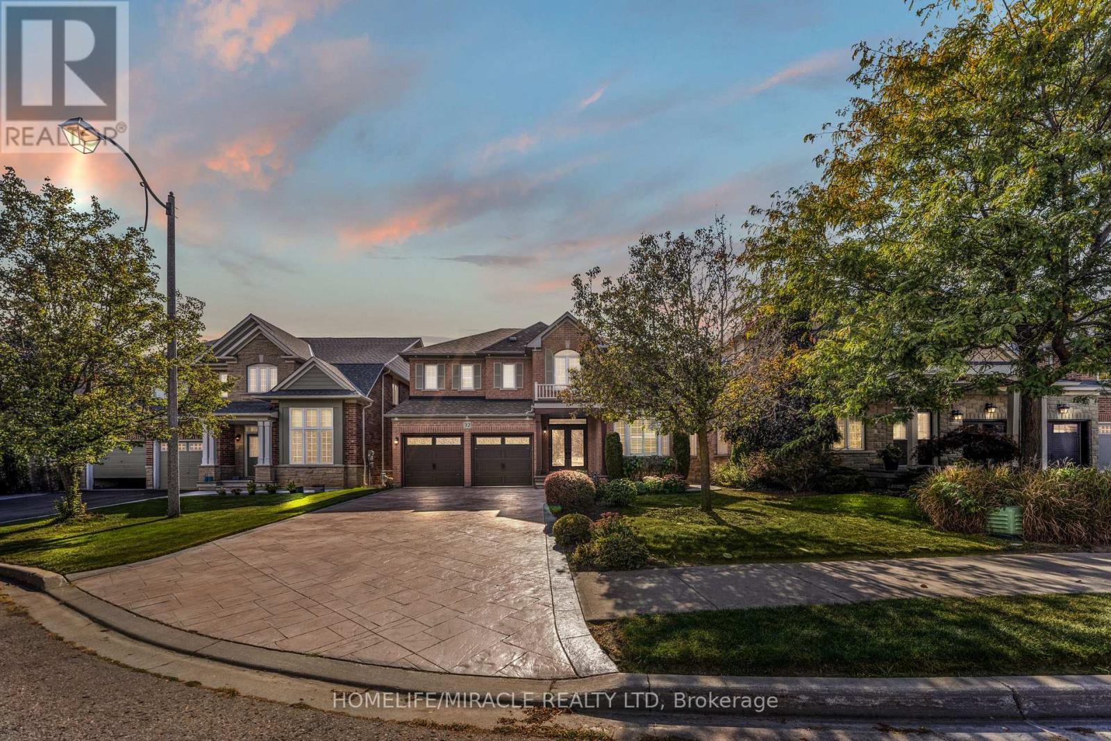 32 Xavier Ct, Brampton, ON L6Y 5S1