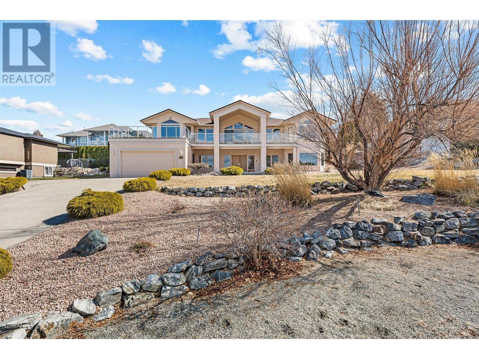 307 Sandpiper Ct, Kelowna, BC V1W 4K7