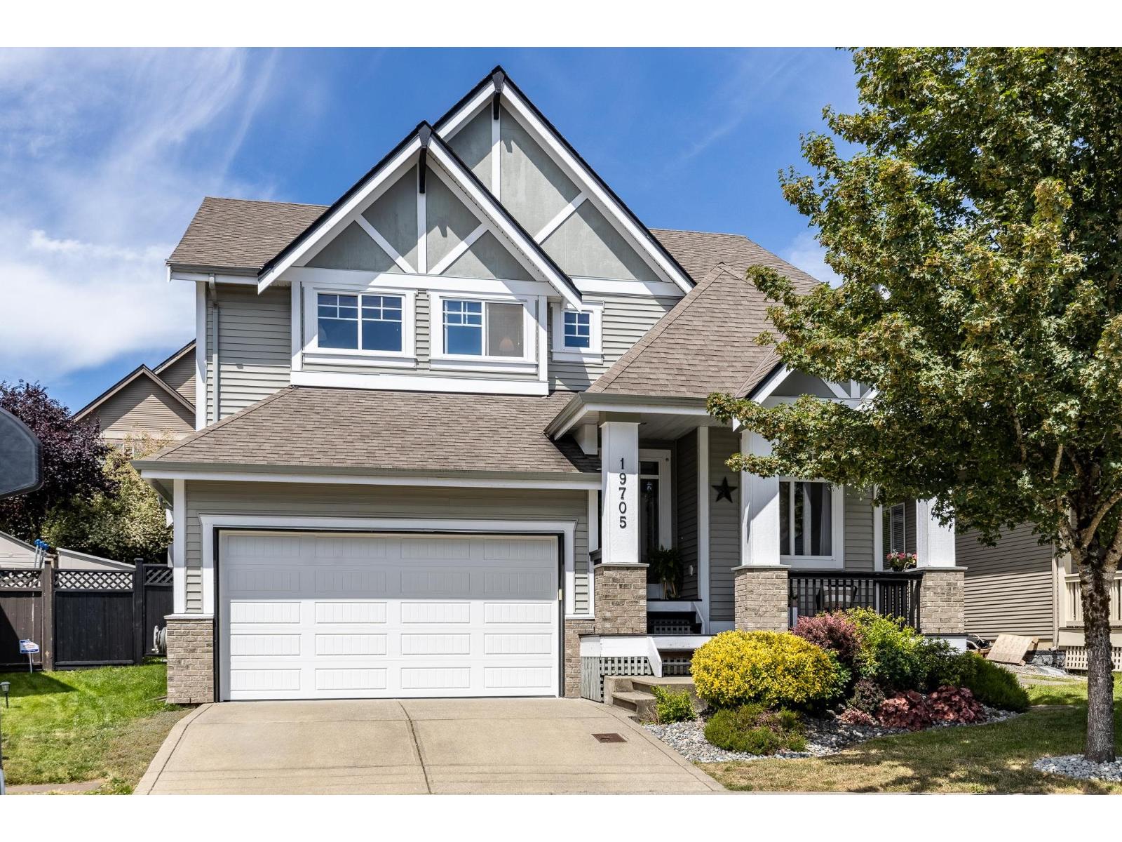 69 Avenue Unit 19705 #b, Langley, BC V2Y 0C6